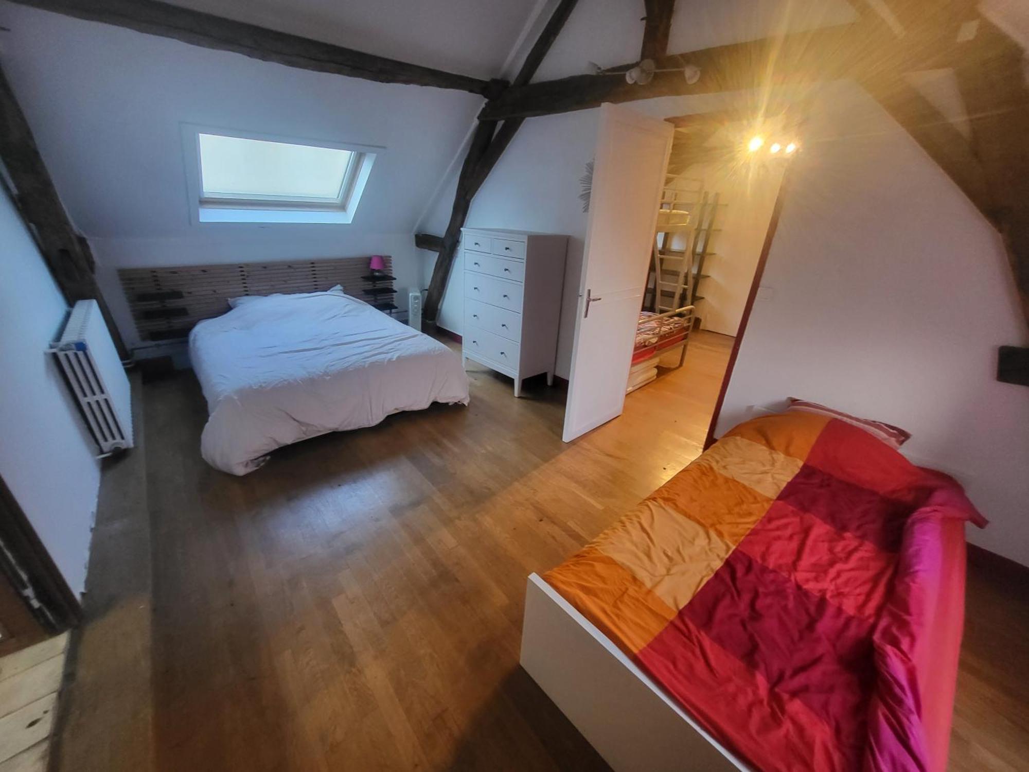 Bed and Breakfast Les Oiseaux De Passage Escolives-Sainte-Camille Exterior foto